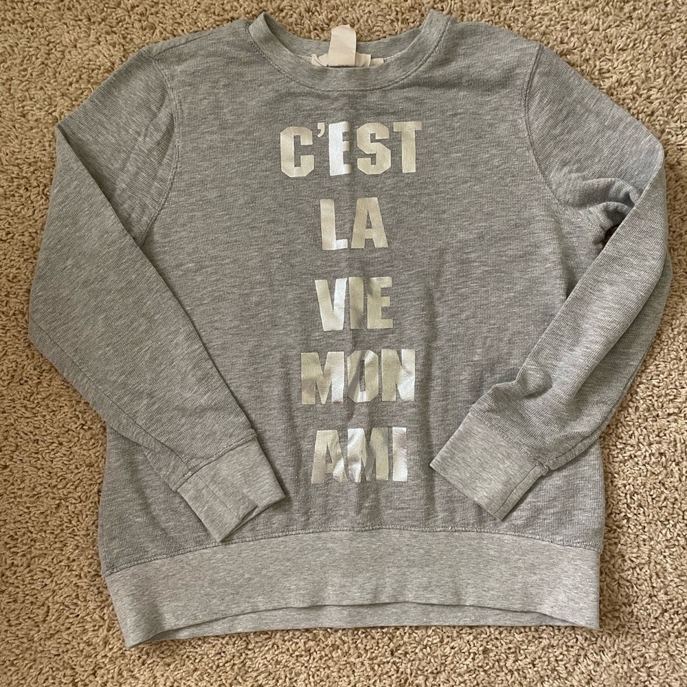 Gray Graphic Sweatshirt c’est la vie mon ami